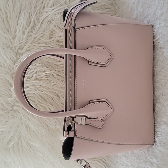 🆕️ Runway Ltd Edition MK Collections Helena Bag - Picture 4 of 15